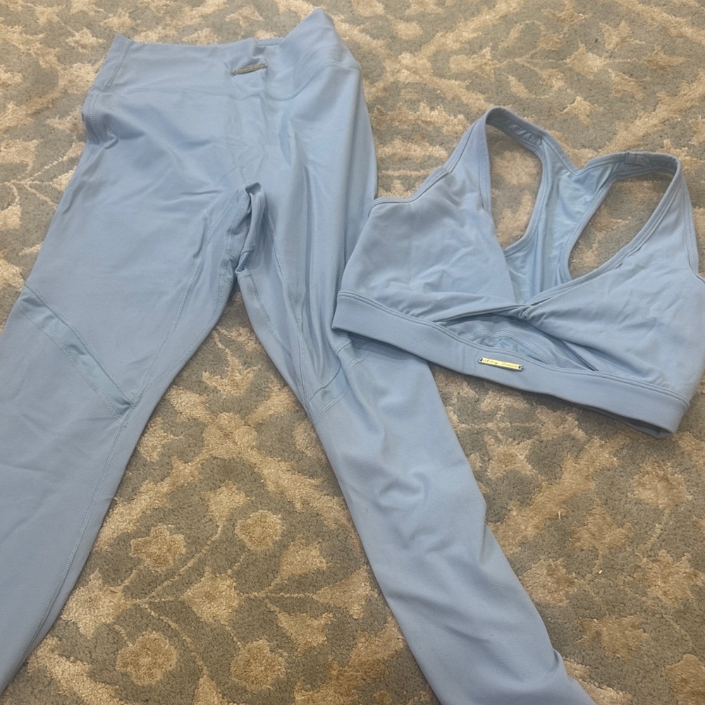 Gymshark x Whitney summons  Activewear Set xs